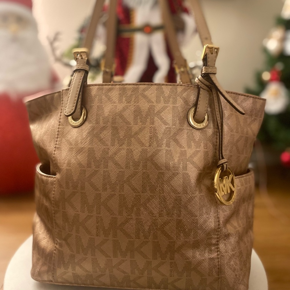 Gold Michael Kors